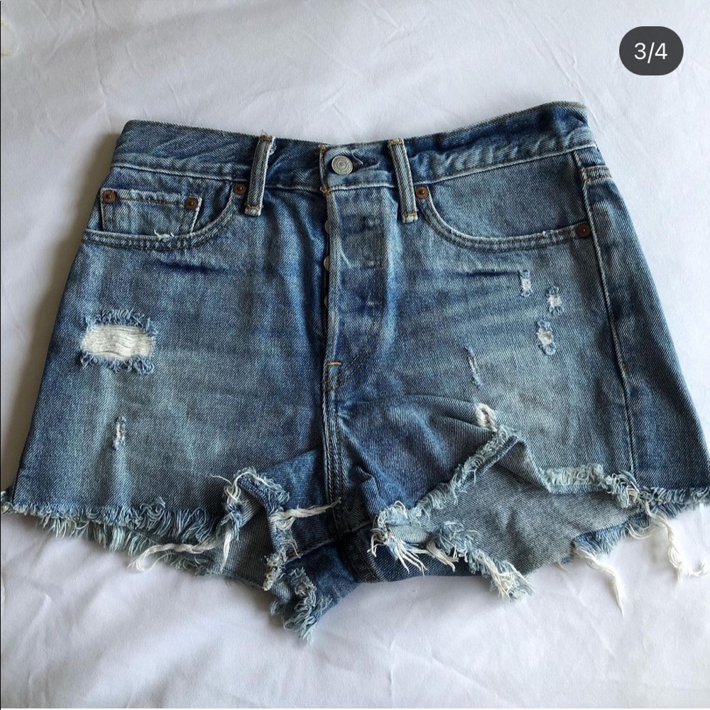 Levi’s high waisted 501 shorts